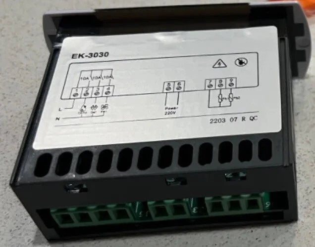 TEMPERATURE CONTROLLER DIGITAL DISPLAY EK-3030 LOW TEMP & MEDIUM TEMP, COOLROOM - Fast Fridgespares